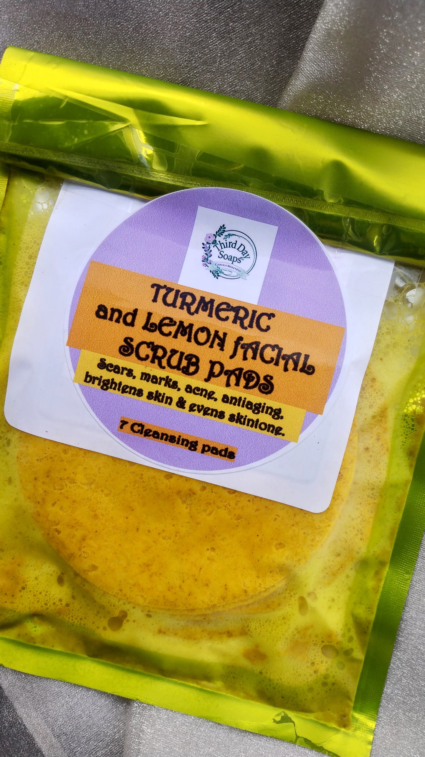 Turmeric And Lemon Facial Scrub Skin Brightening Pads